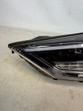 Laden Sie das Bild in den Galerie-Viewer, Frontscheinwerfer Hyundai Tucson 92101D7700 Links Scheinwerfer Headlight SCH5892776741qz
