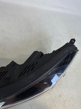 Laden Sie das Bild in den Galerie-Viewer, Frontscheinwerfer Hyundai Tucson 92101D7700 Links Scheinwerfer Headlight SCH5892776741qz