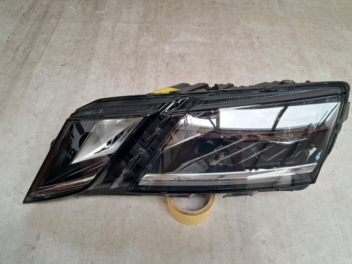 Frontscheinwerfer Skoda Octavia I 5E1941015D 782-505-457 Links Headlight SCH5897277175ei