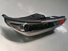 Laden Sie das Bild in den Galerie-Viewer, Frontscheinwerfer Hyundai I30 92102G4020 Rechts Scheinwerfer Headlight SCH5902401475vx