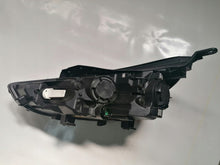 Laden Sie das Bild in den Galerie-Viewer, Frontscheinwerfer Hyundai I30 92102G4020 Rechts Scheinwerfer Headlight SCH5902401475vx