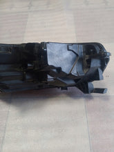 Laden Sie das Bild in den Galerie-Viewer, Frontscheinwerfer Skoda Octavia IV 5E4941015A LED Links Scheinwerfer Headlight SCH5903125756rs