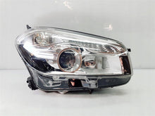 Load image into Gallery viewer, Frontscheinwerfer Nissan Qashqai I J10 26010BR60B Xenon Rechts Headlight SCH5905265840sq
