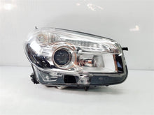 Load image into Gallery viewer, Frontscheinwerfer Nissan Qashqai I J10 26010BR60B Xenon Rechts Headlight SCH5905265840sq