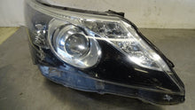 Load image into Gallery viewer, Frontscheinwerfer Toyota Avensis 81130-05370 Rechts Scheinwerfer Headlight SCH5912743306le
