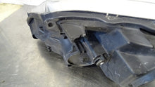 Load image into Gallery viewer, Frontscheinwerfer Toyota Avensis 81130-05370 Rechts Scheinwerfer Headlight SCH5912743306le