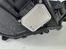 Laden Sie das Bild in den Galerie-Viewer, Frontscheinwerfer Toyota 356799 Links Scheinwerfer Headlight SCH5914161311mg