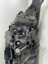 Laden Sie das Bild in den Galerie-Viewer, Frontscheinwerfer Toyota 356799 Links Scheinwerfer Headlight SCH5914161311mg