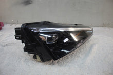 Laden Sie das Bild in den Galerie-Viewer, Frontscheinwerfer Skoda Scala 657941016A Full LED Rechts Scheinwerfer Headlight SCH5914270767ps