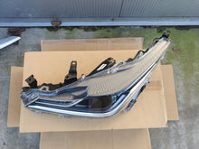 Load image into Gallery viewer, Frontscheinwerfer Toyota Corolla 81150-02T51-00 LED Links Scheinwerfer Headlight SCH5916224462tf