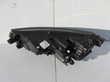 Laden Sie das Bild in den Galerie-Viewer, Frontscheinwerfer Skoda Octavia I 5E4941016A LED Rechts Scheinwerfer Headlight SCH5920898957wg
