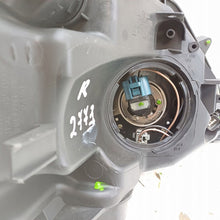 Laden Sie das Bild in den Galerie-Viewer, Frontscheinwerfer Honda Cr-V 33150SWWG0 Links Scheinwerfer Headlight SCH5925935210bh