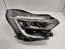 Laden Sie das Bild in den Galerie-Viewer, Frontscheinwerfer Renault Captur II 260600666R 260104900R Ein Satz Headlight SCH5931602978nb