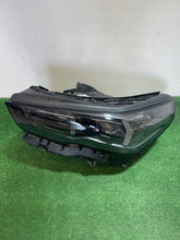 Laden Sie das Bild in den Galerie-Viewer, Frontscheinwerfer BMW 5 5A798D7-09 0301128237A LE22A6494 LED Links Headlight SCH5937673999en
