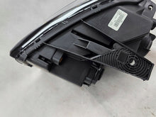 Laden Sie das Bild in den Galerie-Viewer, Frontscheinwerfer Jeep Grand Cherokee Wk2 68266650AG Rechts Headlight SCH5937809370xs