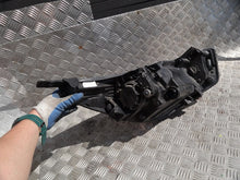 Load image into Gallery viewer, Frontscheinwerfer Kia Rio IV 92101-H8-PL Links Scheinwerfer Headlight SCH5938847111jt