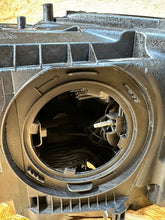 Load image into Gallery viewer, Frontscheinwerfer Audi Q3 83A941783 Links Scheinwerfer Headlight SCH5944096688iz