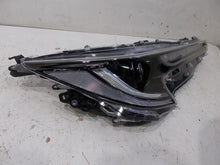 Load image into Gallery viewer, Frontscheinwerfer Toyota Corolla 81110-02S70 LED Rechts Scheinwerfer Headlight SCH5945870565bw