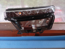 Laden Sie das Bild in den Galerie-Viewer, Frontscheinwerfer Skoda Kamiq 658941015 LED Links Scheinwerfer Headlight SCH5946150925mj