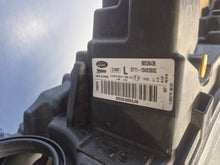 Laden Sie das Bild in den Galerie-Viewer, Frontscheinwerfer Ford Transit Connect DT11-13W030DC Links Headlight SCH5958962860ds