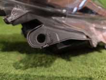 Load image into Gallery viewer, Frontscheinwerfer Toyota Yaris NRR1466 Rechts Scheinwerfer Headlight SCH5965737654cn