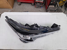 Load image into Gallery viewer, Frontscheinwerfer Toyota Corolla 81110-02S60 LED Rechts Scheinwerfer Headlight SCH5968640315hz