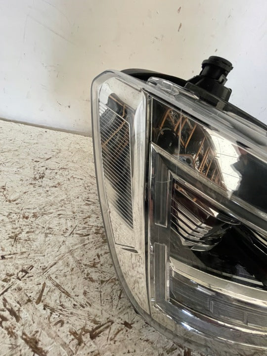 Frontscheinwerfer VW Crafter 7C1941773B 7C1941774A LED Ein Satz Headlight SCH5975786135xu