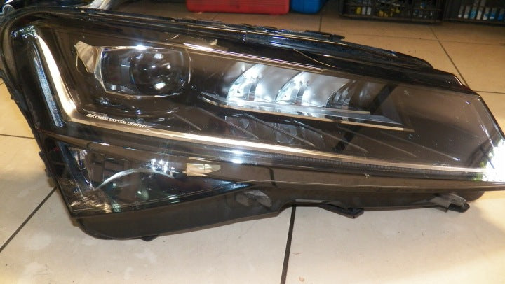 Frontscheinwerfer Skoda Superb III 3V1941016D LED Rechts Scheinwerfer Headlight SCH5976263119bf