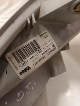 Laden Sie das Bild in den Galerie-Viewer, Frontscheinwerfer Renault Trafic II 89308690 Links Scheinwerfer Headlight SCH5980268560jo