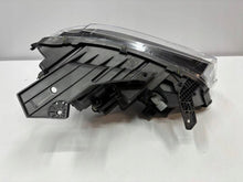 Laden Sie das Bild in den Galerie-Viewer, Frontscheinwerfer Chevrolet Camaro 84364827 Links Scheinwerfer Headlight SCH5988276101cq