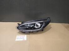 Laden Sie das Bild in den Galerie-Viewer, Frontscheinwerfer Ford Fiesta I N1BB-13E017-AF Links Scheinwerfer Headlight SCH5992421960ok