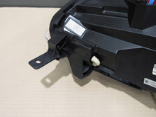 Laden Sie das Bild in den Galerie-Viewer, Frontscheinwerfer Ford Fiesta I N1BB-13E017-AF Links Scheinwerfer Headlight SCH5992421960ok
