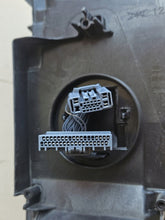 Load image into Gallery viewer, Frontscheinwerfer Volvo Xc60 II 32404706 Rechts Scheinwerfer Headlight SCH5995386742zt