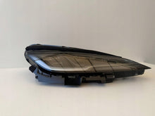 Laden Sie das Bild in den Galerie-Viewer, Frontscheinwerfer Tesla 3 176088900F LED Rechts Scheinwerfer Headlight SCH5996379090gf