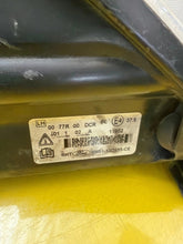 Laden Sie das Bild in den Galerie-Viewer, Frontscheinwerfer Ford Focus II 8M51-13D155-CE Xenon Links Headlight SCH5999850813nw