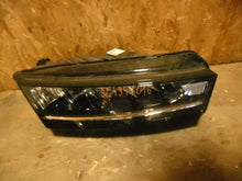 Laden Sie das Bild in den Galerie-Viewer, Frontscheinwerfer Skoda Octavia IV 5E4941016 LED Rechts Scheinwerfer Headlight SCH6000684062ty