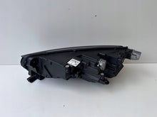 Load image into Gallery viewer, Frontscheinwerfer Skoda Octavia IV 5E4941016A LED Rechts Scheinwerfer Headlight SCH6007547324vt