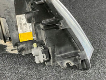 Laden Sie das Bild in den Galerie-Viewer, Frontscheinwerfer Nissan Navara D40 260605X10B Links Scheinwerfer Headlight SCH6009703602rh