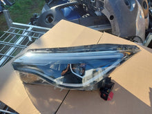 Laden Sie das Bild in den Galerie-Viewer, Frontscheinwerfer Renault Zoe 260609388R Links Scheinwerfer Headlight SCH6010010631pn