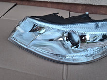 Load image into Gallery viewer, Frontscheinwerfer Skoda Octavia II 1Z1941017S Links Scheinwerfer Headlight SCH6010904657ud