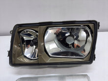 Laden Sie das Bild in den Galerie-Viewer, Frontscheinwerfer Mercedes-Benz W126 A1268208961 Links Scheinwerfer Headlight SCH6019513359lh