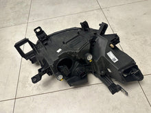 Laden Sie das Bild in den Galerie-Viewer, Frontscheinwerfer Cupra Born 10F941007H LED Links Scheinwerfer Headlight SCH6024226559sw