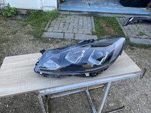 Laden Sie das Bild in den Galerie-Viewer, Frontscheinwerfer Ford Kuga I LV4B-13W030-AK Links Scheinwerfer Headlight SCH6029181431kl
