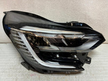 Laden Sie das Bild in den Galerie-Viewer, Frontscheinwerfer Renault Captur II 260108850R LED Ein Stück (Rechts oder Links) SCH6036699769dz