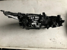Load image into Gallery viewer, Frontscheinwerfer Toyota Corolla 8115002T31 Links Scheinwerfer Headlight SCH6039178612qr