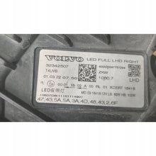 Load image into Gallery viewer, Frontscheinwerfer Volvo Xc60 II 32342507 Rechts Scheinwerfer Headlight SCH6042610666zp