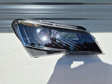 Laden Sie das Bild in den Galerie-Viewer, Frontscheinwerfer Skoda Superb 3V1941016B Xenon Rechts Scheinwerfer Headlight SCH6042721874qp