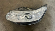 Laden Sie das Bild in den Galerie-Viewer, Frontscheinwerfer Citroën C5 III 9674399580 89905355 Links Headlight SCH6043621570qr