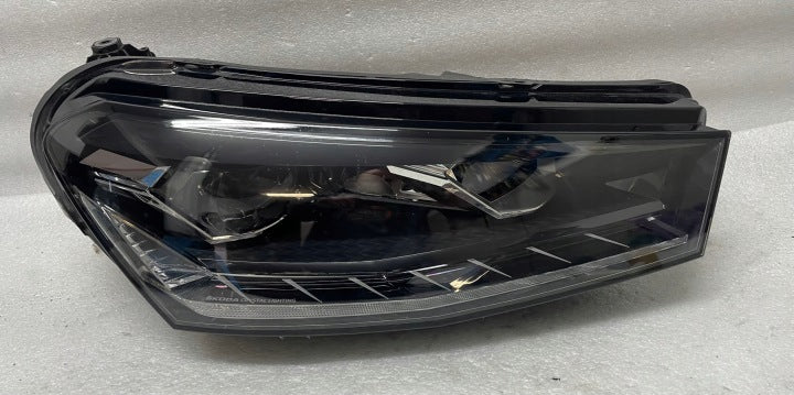 Frontscheinwerfer Skoda Fabia IV 6VB941016A LED Rechts Scheinwerfer Headlight SCH6053555942jx