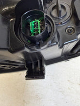 Load image into Gallery viewer, Frontscheinwerfer Kia Sportage IV 92101F1010 Links Scheinwerfer Headlight SCH6068771090gh